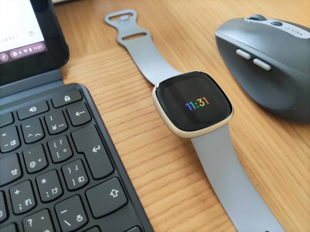 fitbit versa3腕時計(デジタル)